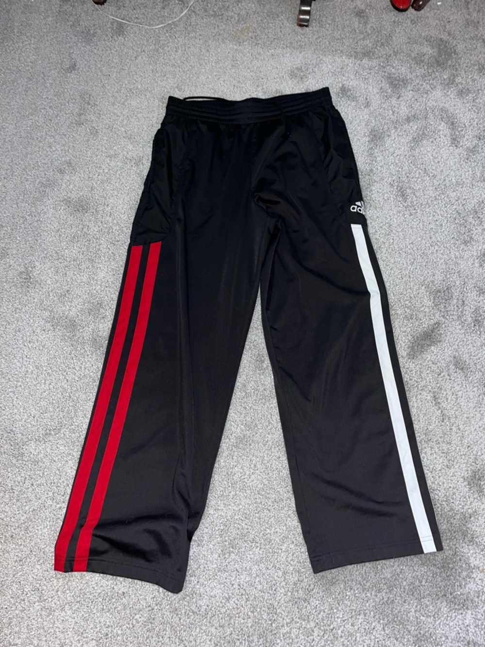 Black & White Red Wolfpack Colors basketball football team track sweatpants M